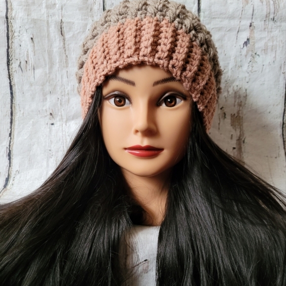 New texture crochet Beanie - Picture 7 of 7